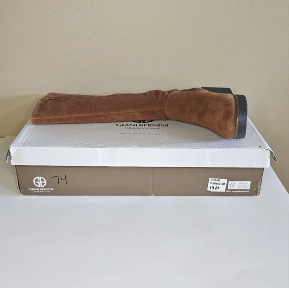 Giani Bernini Atlinaa Suede Leather Wedge Knee High Boots Size 10 NWB - Picture 7 of 10